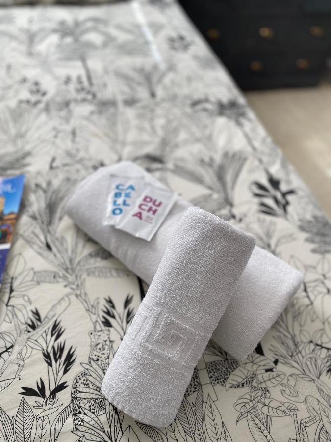 מאלגה Lunaroom Center & Quiet Guesthouse מראה חיצוני תמונה