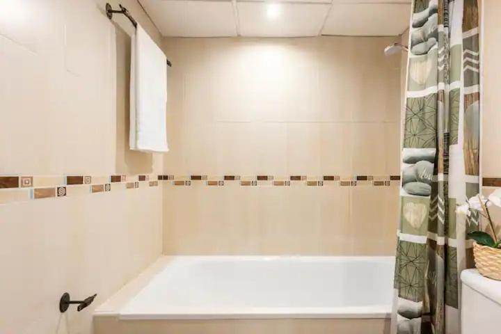 מאלגה Lunaroom Center & Quiet Guesthouse מראה חיצוני תמונה